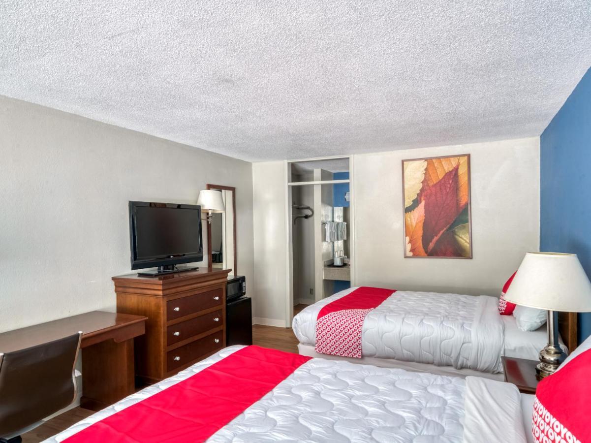 Oyo Hotel Battleboro Εξωτερικό φωτογραφία